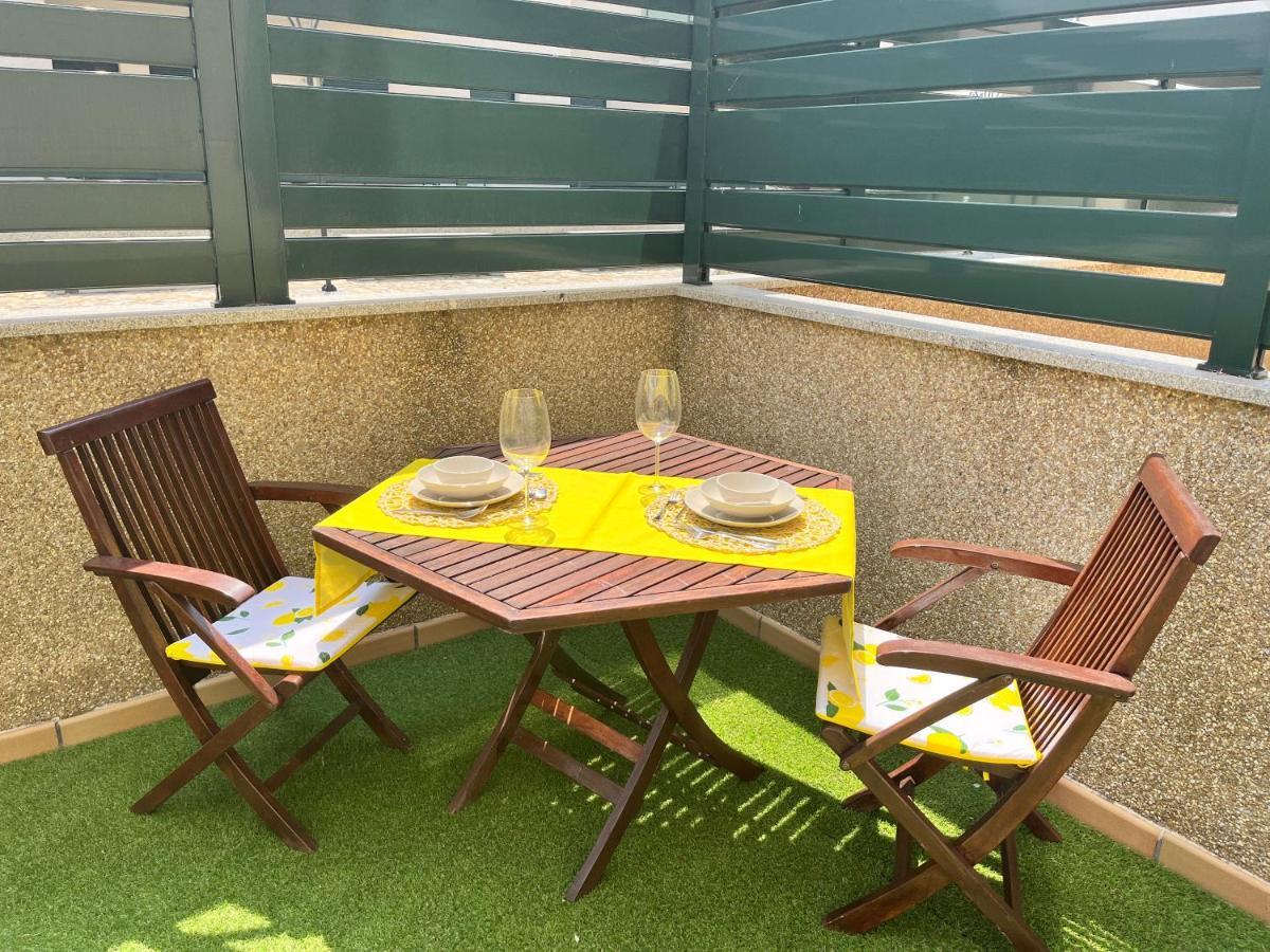 Apartamento Con Terraza Y Acceso A La Playa Finisterre Exterior photo